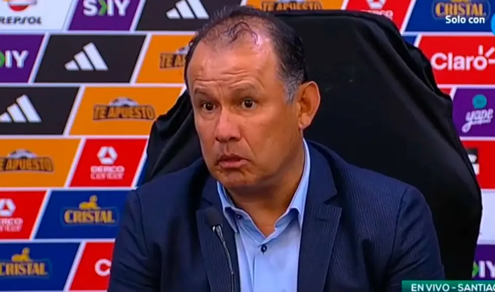 Juan Reynoso habló tras la derrota de la selección peruana ante Chile en Santiago. Foto: captura/Movistar Deportes