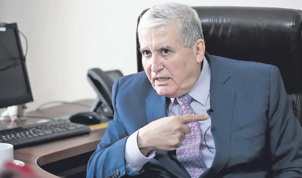 Postura. El embajador Muaqqat afirma que parte del problema es que Israel no respeta las resoluciones de la ONU, lo que refleja la injusticia hacia su pueblo. Foto: Marco Cotrina / La República