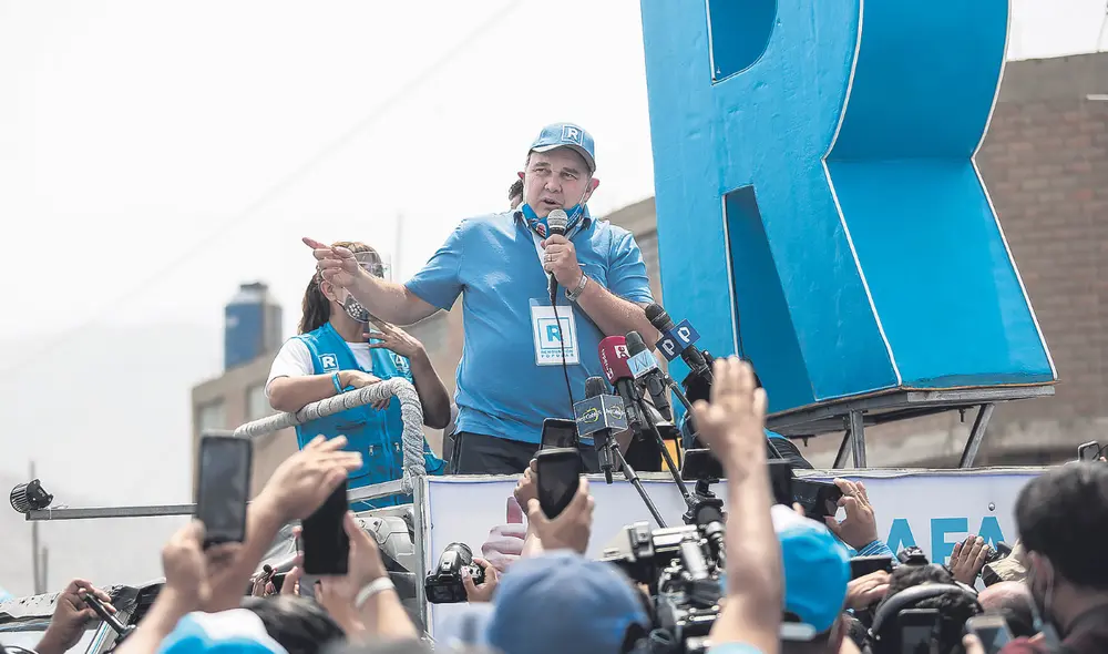 Proceso. Partido de López Aliaga debe responder por lavado de activos en caso Lava Jato. Foto: Antonio Melgarejo / La República