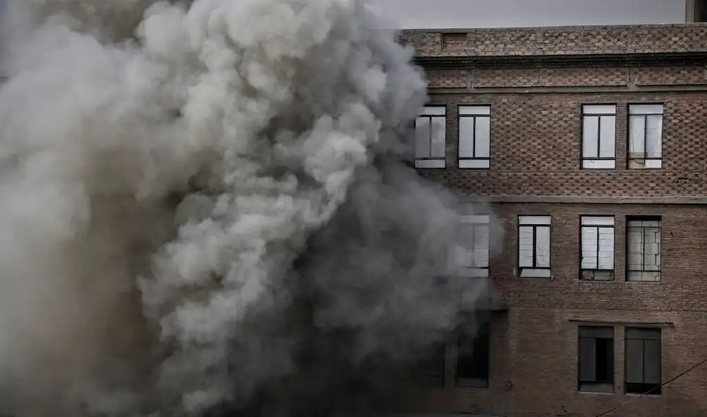 El siniestro ha sido controlado en su mayoría. Foto: Antonio Melgarejo/La República