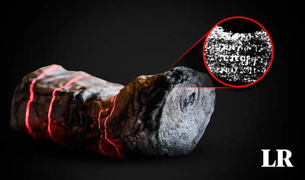 El pergamino romano, uno de los cientos que se encontraron en la ciudad de Herculano, está calcinado y no se puede abrir. Foto: composición de Fabrizio Oviedo / University of Kentucky / Vesuvius Challenge El pergamino romano, uno de los cientos que se encontraron en la ciudad de Herculano, está calcinado y no se puede abrir. Foto: composición de Fabrizio Oviedo / University of Kentucky / Vesuvius Challenge