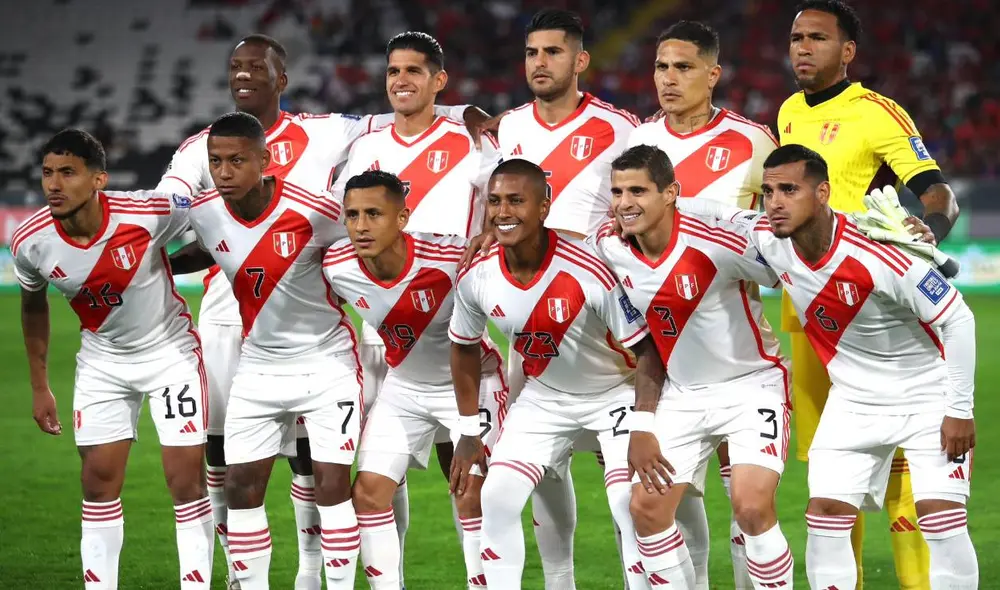 Juan Reynoso está siendo muy criticado como DT de Perú. Foto: Selección peruana