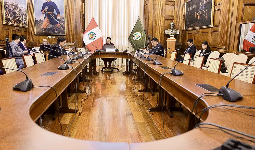 Objetivo claro. La sesión de ayer en la Comisión de Justicia reafirmó que los argumentos poco importan. La intención es tumbarse a la JNJ y por eso cambiaron el informe final. Foto: difusión