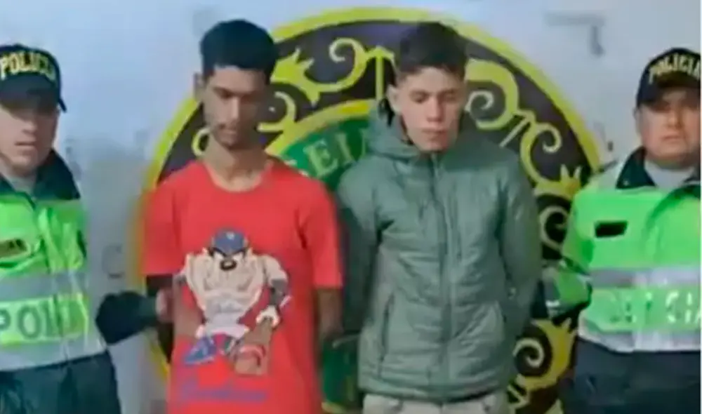 Los delincuentes fueron trasladados a la comisaría del distrito sin marrocas. Foto: Exitosa Los delincuentes fueron trasladados a la comisaría del distrito sin marrocas. Foto: Exitosa