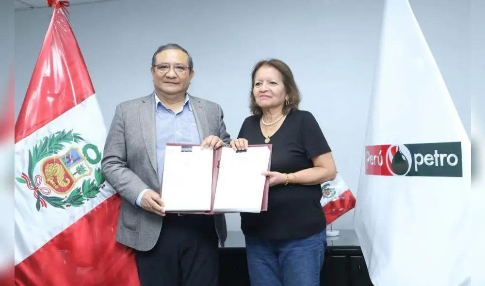 Petroperú y Perupetro suscribieron contratos de licencia de explotación de hidrocarburos. Foto: Perupetro Petroperú y Perupetro suscribieron contratos de licencia de explotación de hidrocarburos. Foto: Perupetro