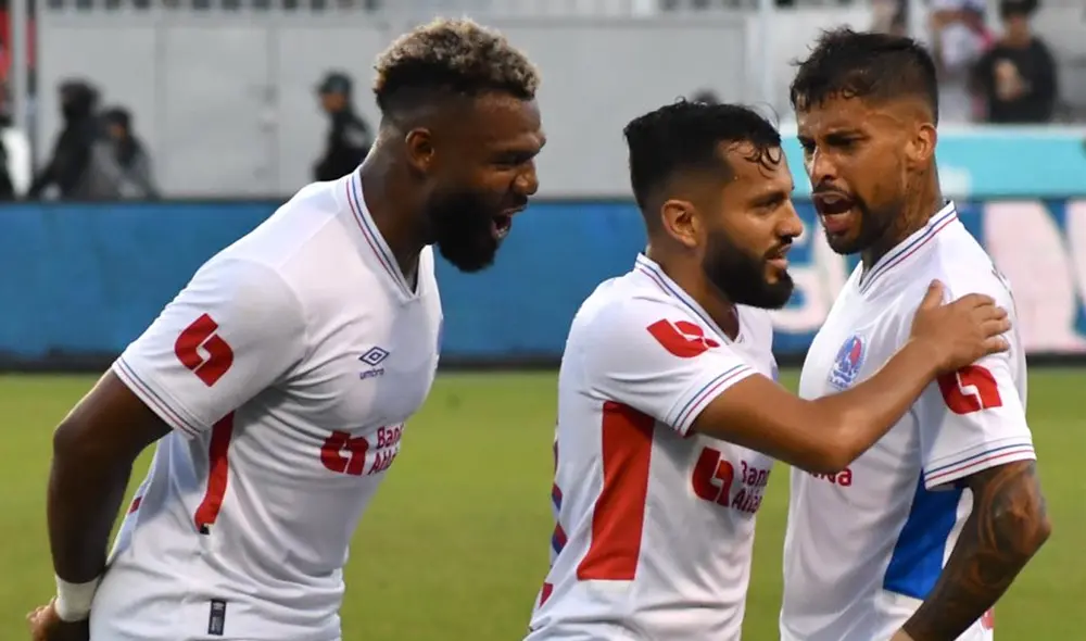 Olimpia marcha invicto en el campeonato de Honduras. Foto: Olimpia
