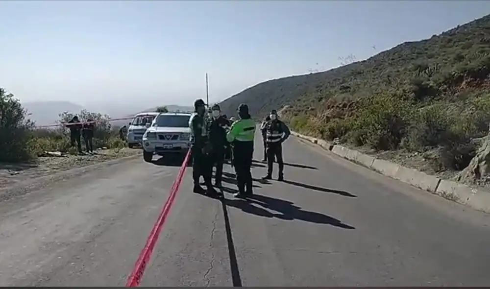 Agentes policiales llegaron hasta la zona para el levantamiento del cadáver. Foto: La República