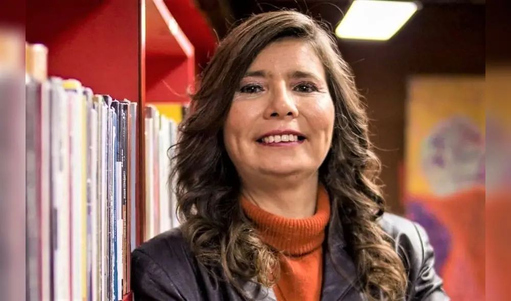 Elizabeth Monopoli Acker, escritora. Autora de “Las tres malditas campanadas y otros relatos”. Foto: Difusión.