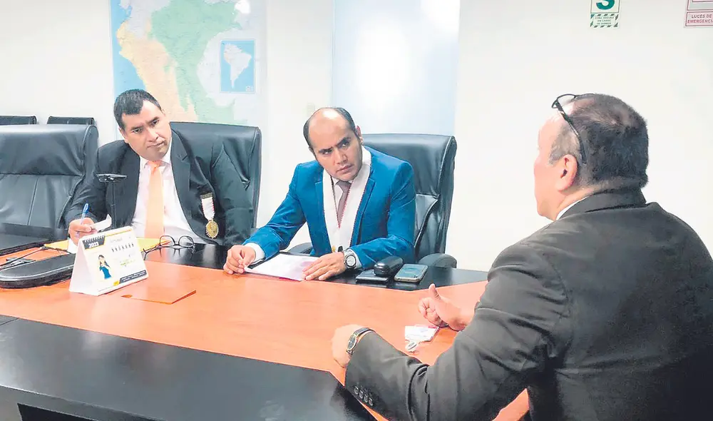 Realiza diligencias. Personal de la Fiscalía de Prevención del Delito de Lima recabó documentación de las oficinas de Qali Warma. Foto: difusión