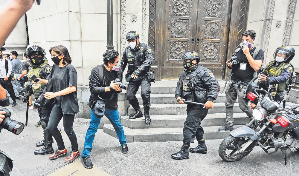 Hostigamiento. Según la ANP, en lo que va del año, estos actos han ido en aumento. Foto: Antonio Melgarejo/La República