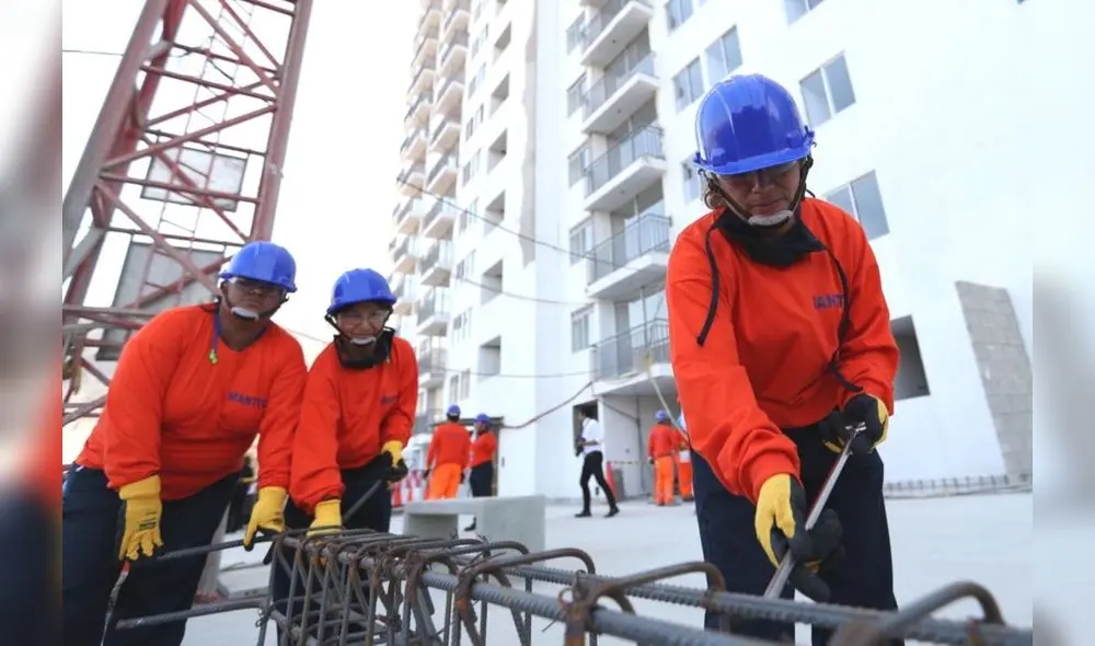 Los  desembolsos del Fondo Mivivienda caerían en 17% al cierre del 2023, según Capeco. Foto: Andina