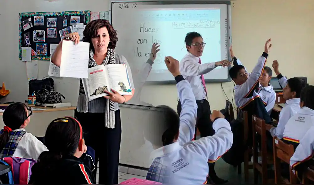 Ministra de Educación a explicado cómo sería el nuevo método de trabajo al incluir materias.Foto: composición La República/