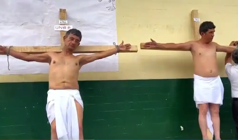 Docentes indican que radicalizarán sus medidas de lucha si las autoridades no les brindan soluciones. Foto y video: Canal N Docentes indican que radicalizarán sus medidas de lucha si las autoridades no les brindan soluciones. Foto y video: Canal N