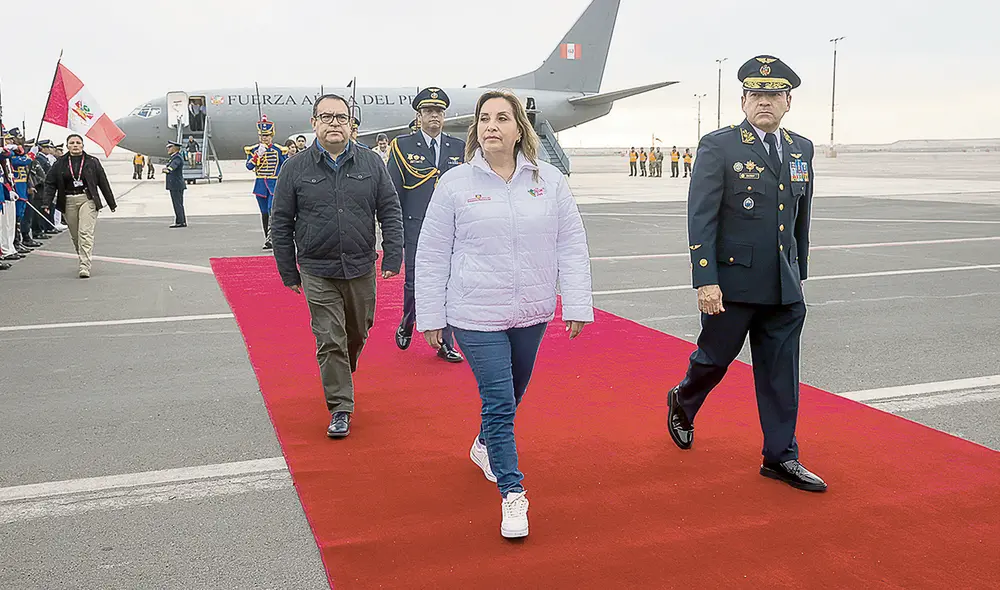 Voces. Señalan que los graves problemas del país requieren la atención presencial de Boluarte. Foto: difusión