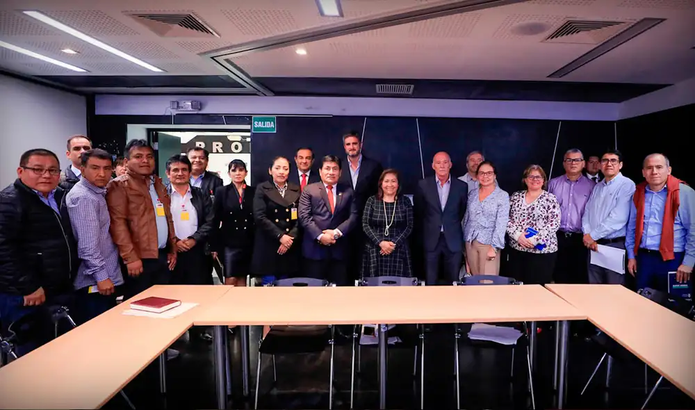 Encuentros. Autoridades de Produce se reunieron con armadores de la Ley 26920 y la SNP. Foto: Produce Encuentros. Autoridades de Produce se reunieron con armadores de la Ley 26920 y la SNP. Foto: Produce