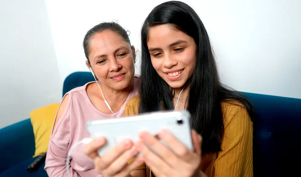 Un total de 9 millones 221.837 hogares peruanos estaban conectados a internet al cierre del 2022. Foto: Osiptel