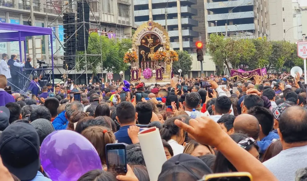 Señor de los Milagros 2023. Sigue AQUÍ la transmisión del recorrido del Cristo Moreno EN VIVO. Foto: La República/Mirian Torres