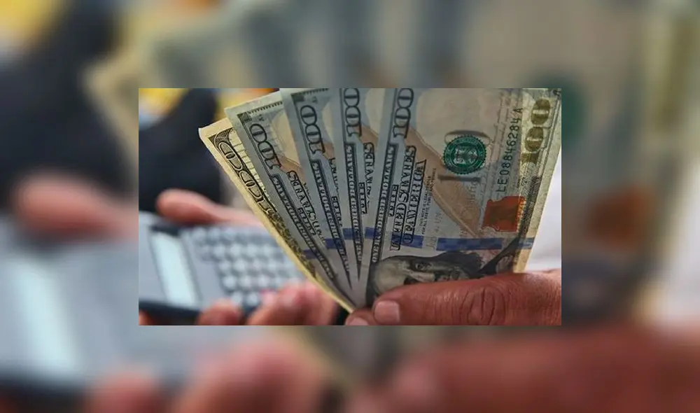 El dólar en el mercado paralelo cotizaba en S/3,76 la compra y S/3,80 la venta. Foto: Andina El dólar en el mercado paralelo cotizaba en S/3,76 la compra y S/3,80 la venta. Foto: Andina