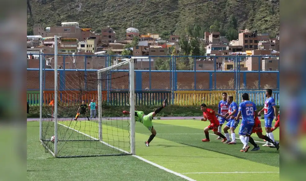 Defensor Porvenir fue goleado por equipo sureño. Foto: Club Diablos Rojos Defensor Porvenir fue goleado por equipo sureño. Foto: Club Diablos Rojos