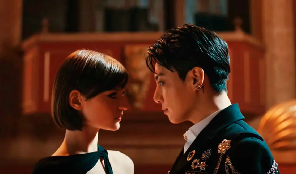 El video de 'Standing Next to You', de Jungkook, se estrenó el 2 de noviembre en Perú. Foto: HYBE LABELS El video de 'Standing Next to You', de Jungkook, se estrenó el 2 de noviembre en Perú. Foto: HYBE LABELS