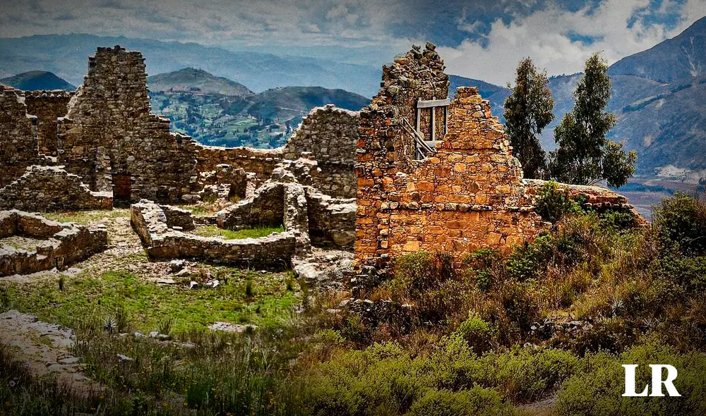 Marcahuamachuco es considerado el 'Machu Picchu del norte'. Foto: composición Alvaro Lozano-LR/ Facebook/Tripadvisor