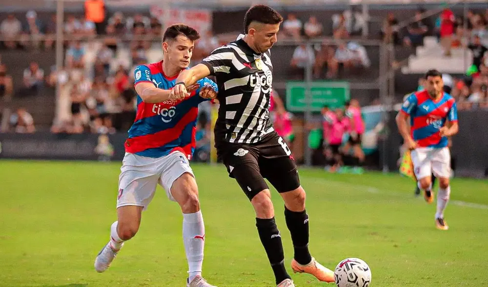 Libertad está en el primer lugar del fútbol paraguayo. Foto: Libertad. Libertad está en el primer lugar del fútbol paraguayo. Foto: Libertad.