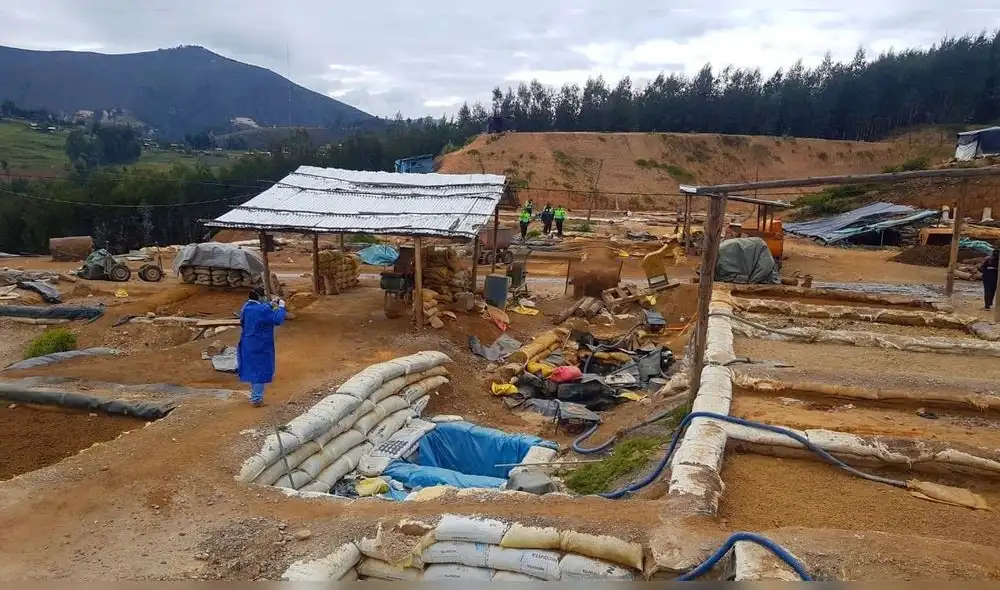 Gerencia de Energía y Minas ve que no se contamine ecología, asevera Martell. Foto: cortesía