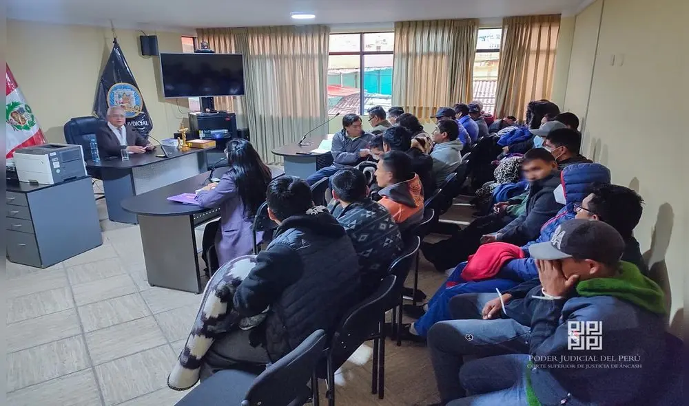 El Poder Judicial realizó el control de identidad de los detenidos. Foto: Corte Supérior de Justicia de Áncash