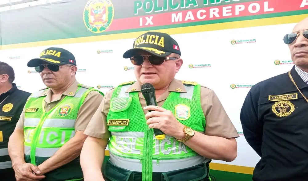 Especialistas de la PNO investigan casos de sicariato. Foto: La República Especialistas de la PNO investigan casos de sicariato. Foto: La República