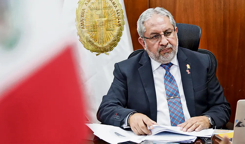 ¿Legitimidad de procedimientos? Tanto la fiscal de la Nación, Patricia Benavides, como el jefe de la ANC, Juan Fernández Jerí, sostienen que hay razones legítimas para estos procesos. Foto: Félix Contreras/La República ¿Legitimidad de procedimientos? Tanto la fiscal de la Nación, Patricia Benavides, como el jefe de la ANC, Juan Fernández Jerí, sostienen que hay razones legítimas para estos procesos. Foto: Félix Contreras/La República