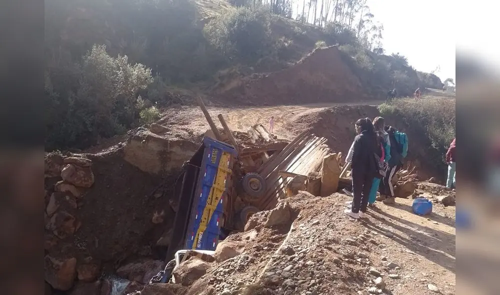 Puente colapsó por lluvias en Pataz. Foto: cortesía