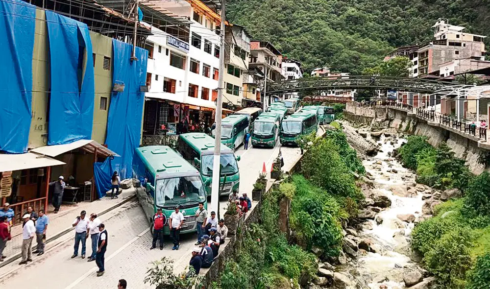 Turismo. Desde hace 28 años, empresa tiene exclusividad de transporte turístico en el Cusco. Foto: difusión