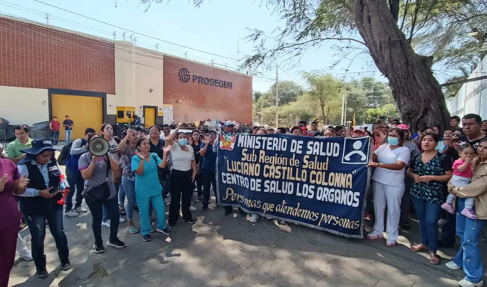 Los trabajadores protestaron por vulneración de sus derechos laborales. Foto: Difusión