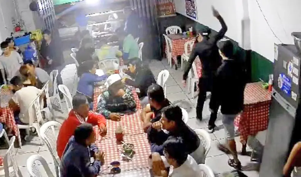 El joven agraviado tuvo que ingresar al hospital por sus propios medios. Foto: Noticias en Red Chimbote