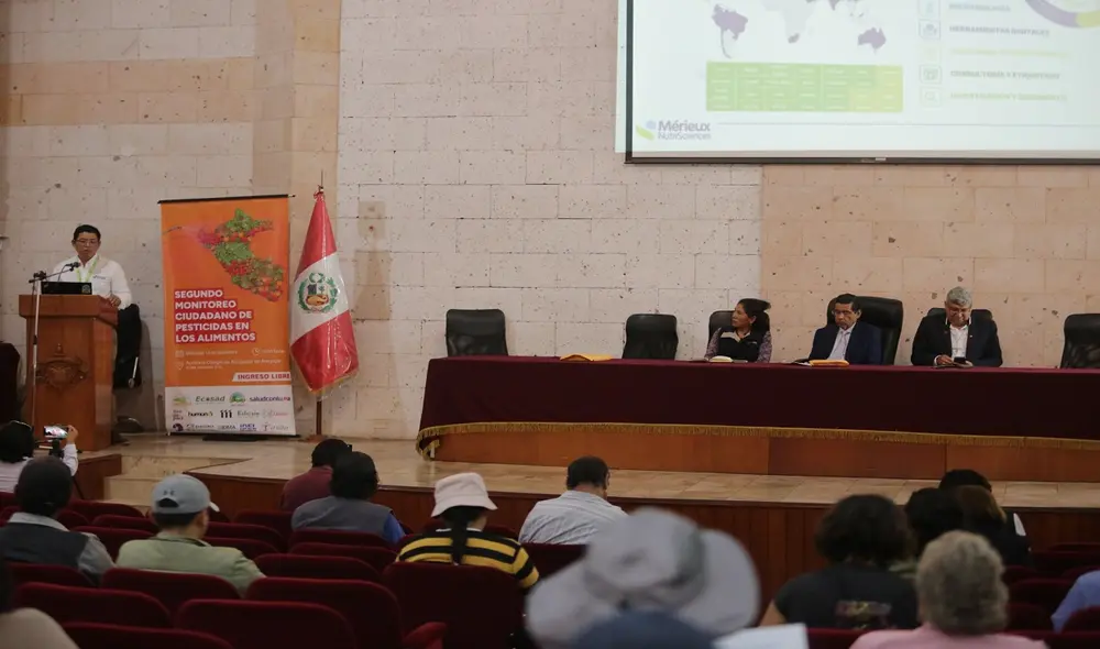 Estudio sobre contaminación de alimentos fue presentado ayer en Arequipa. Foto: La República Estudio sobre contaminación de alimentos fue presentado ayer en Arequipa. Foto: La República