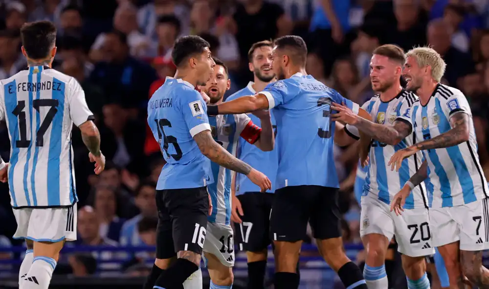 Argentina y Uruguay protagonizaron un partidazo en La Bombonera por las Eliminatorias. Foto: EFE Argentina y Uruguay protagonizaron un partidazo en La Bombonera por las Eliminatorias. Foto: EFE