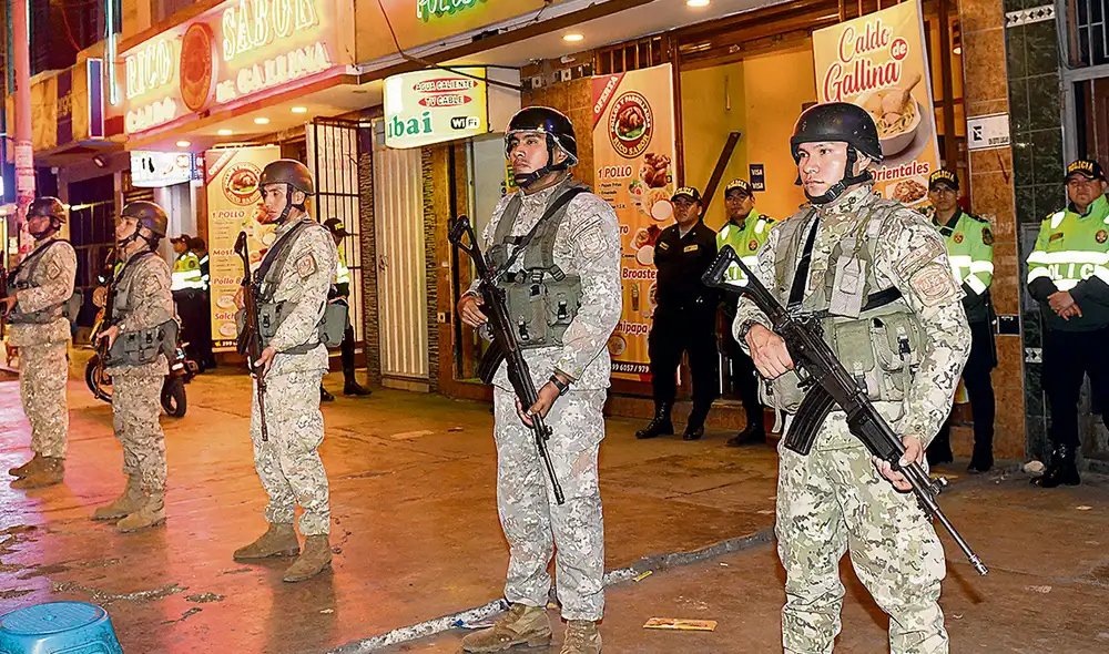 Crisis. El Ejecutivo aún no toma una decisión sobre quién será el sucesor del censurado exministro del Interior Vicente Romero, pese a que el crimen organizado no da tregua a la población. Foto: difusión Crisis. El Ejecutivo aún no toma una decisión sobre quién será el sucesor del censurado exministro del Interior Vicente Romero, pese a que el crimen organizado no da tregua a la población. Foto: difusión
