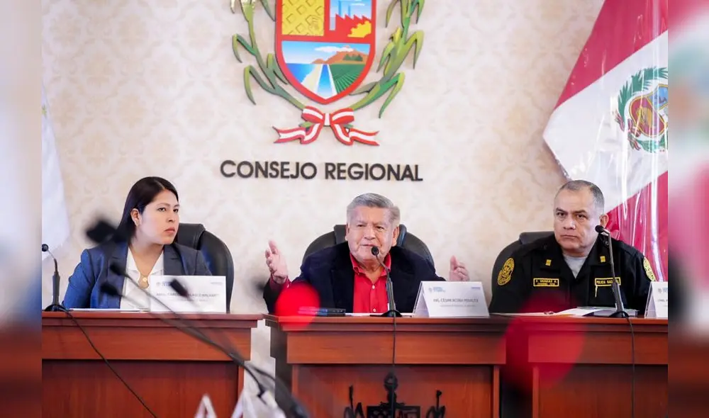 César Acuña dio a conocer acuerdos del Coresec. Foto: Sergio Verde/URPI- LR