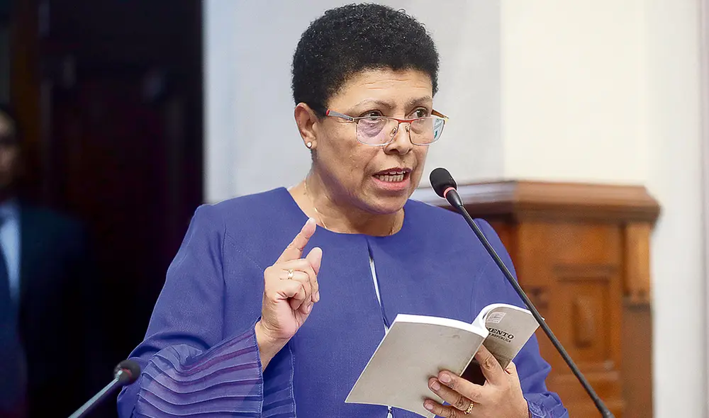 La fujimorista Martha Moyano dirige actualmente la Comisión de Constitución. Foto: Congreso