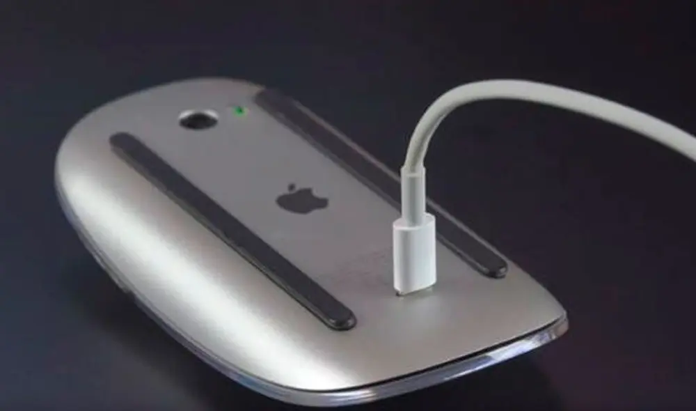 El diseñador del magic mouse 2 de Apple fue Jonathan Ive. Foto: ipadizate