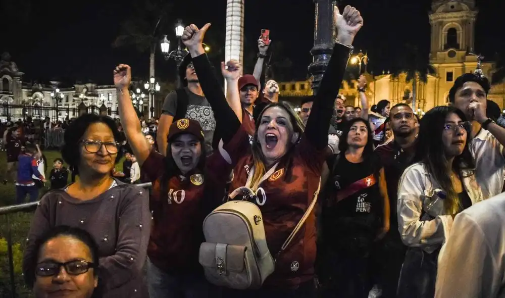 Los hinchas venezolanos acompañaron a su selección desde su llegada el lunes 20 de noviembre. Foto: Jesús Maza/LR Los hinchas venezolanos acompañaron a su selección desde su llegada el lunes 20 de noviembre. Foto: Jesús Maza/LR