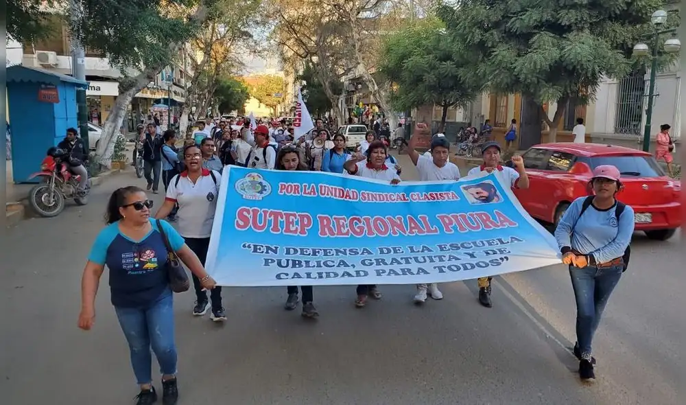 Docentes tienen plataforma de lucha. Foto: Almendra Ruesta/LR