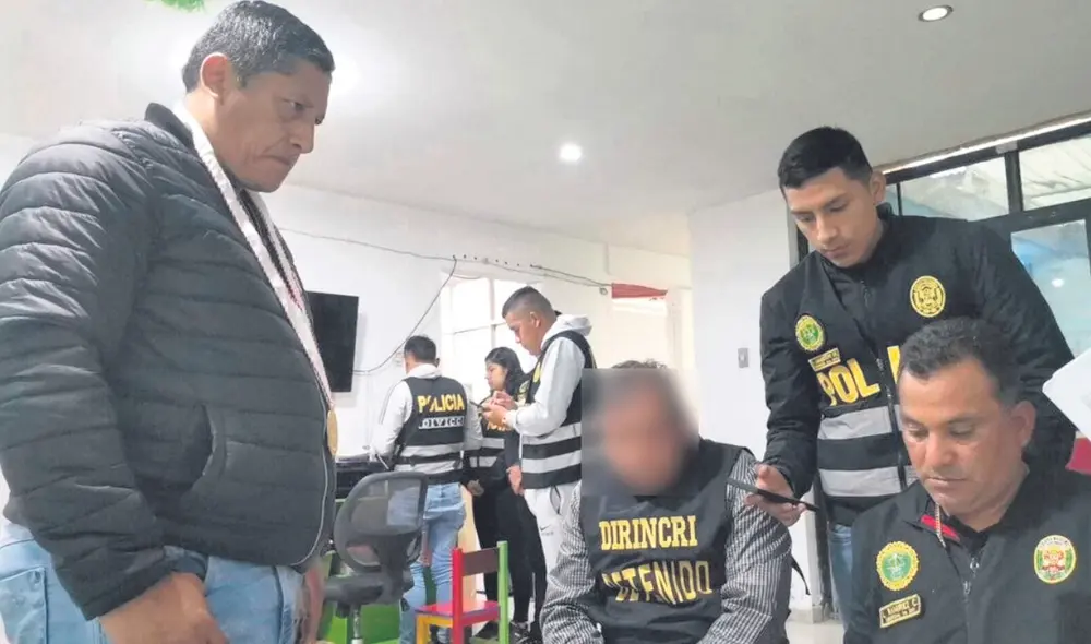 Despliegue. Intervención se hizo de manera simultánea en 41 predios. Doce personas fueron detenidas, entre ellas un policía. Foto: difusión Despliegue. Intervención se hizo de manera simultánea en 41 predios. Doce personas fueron detenidas, entre ellas un policía. Foto: difusión