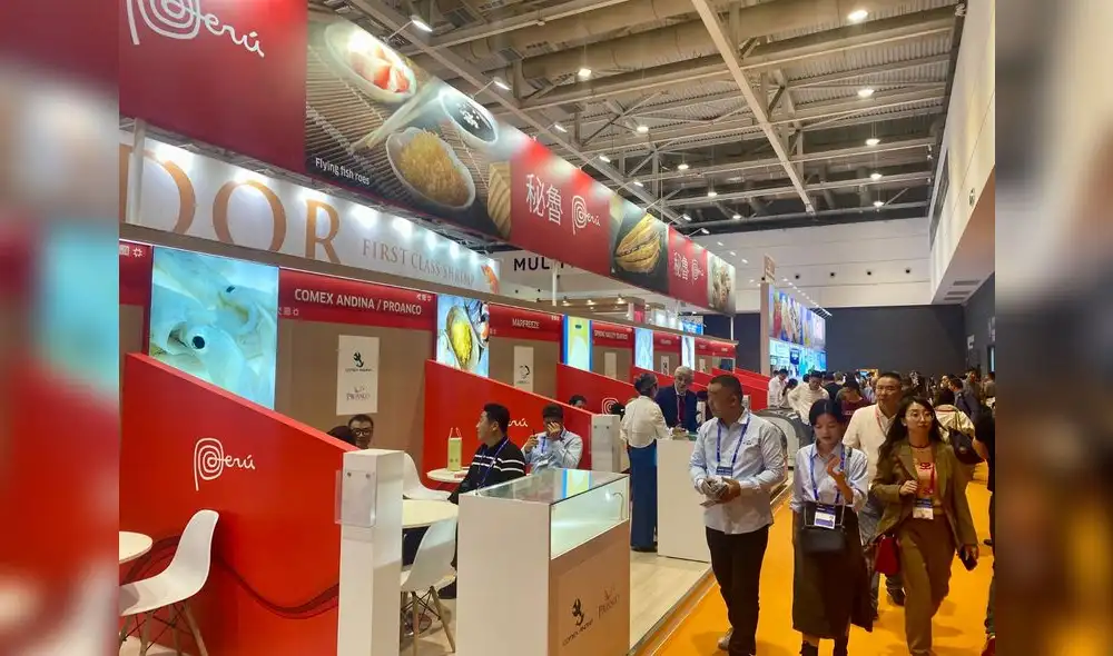 Stand peruano atrajo el interés de compradores asiáticos, siendo la pota el alimento más demandado. Foto: PromPerú Stand peruano atrajo el interés de compradores asiáticos, siendo la pota el alimento más demandado. Foto: PromPerú