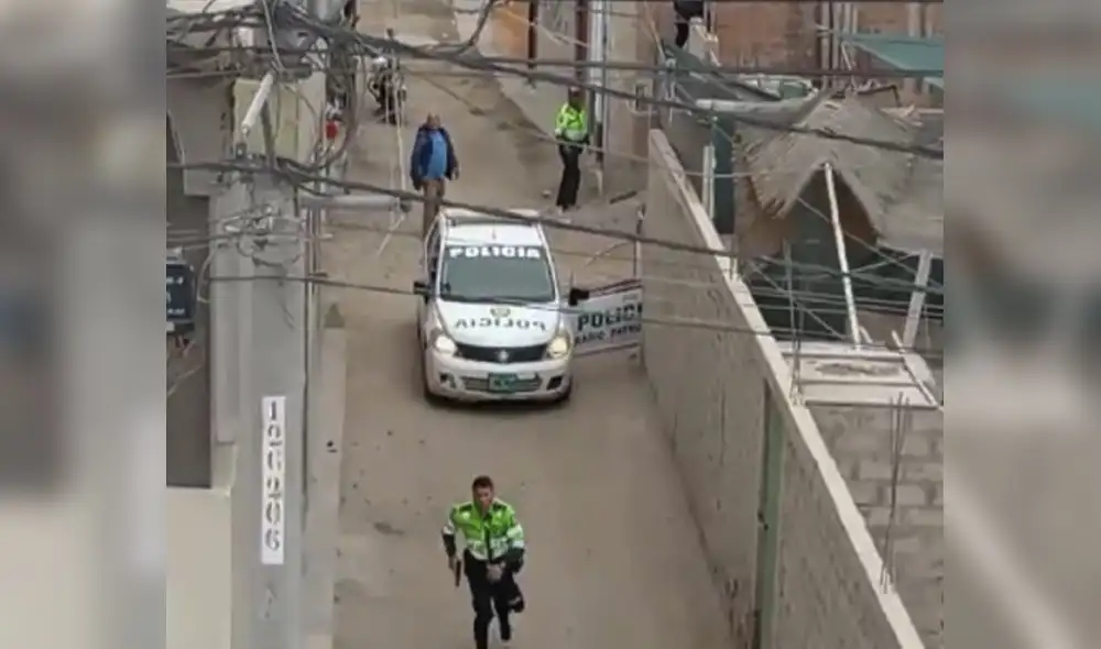 Escaparon. Los agentes persiguieron a los sospechosos.