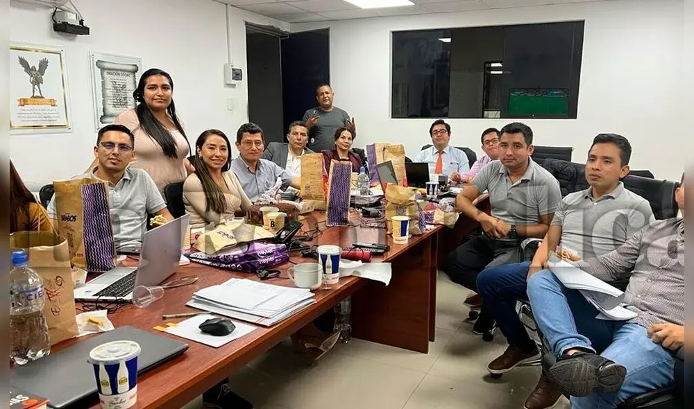 El equipo policial del coronel Harvey Colchado junto con la fiscal Marita Barreto realizando  coordinaciones antes de la operación Valquiria encabezada por Patricia Benavides. Foto: La República