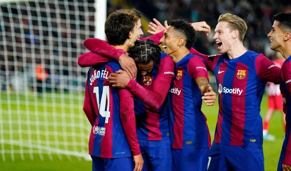 Barcelona se quedó con el tercer lugar de LaLiga y desplazó al Atlético Madrid. Foto: EFE Barcelona se quedó con el tercer lugar de LaLiga y desplazó al Atlético Madrid. Foto: EFE