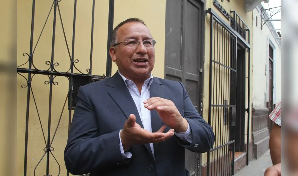 El economista Francisco Huertas detalló que ha crecido el desempleo, subempleo y la pobreza en el país. Foto: La República