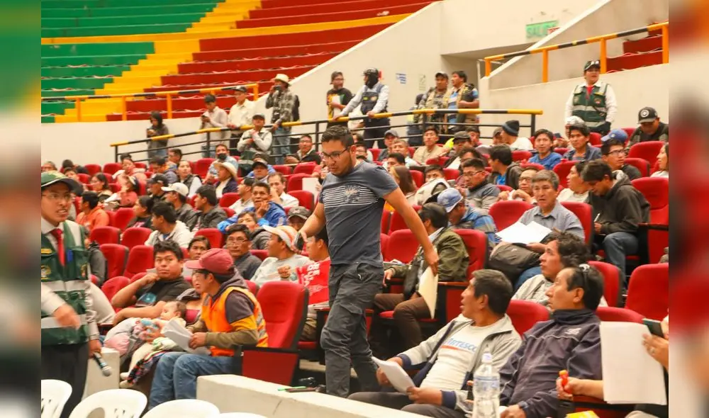 Subasta. Pugnaron por vehículos internados antes de 2018. Foto: La República Subasta. Pugnaron por vehículos internados antes de 2018. Foto: La República