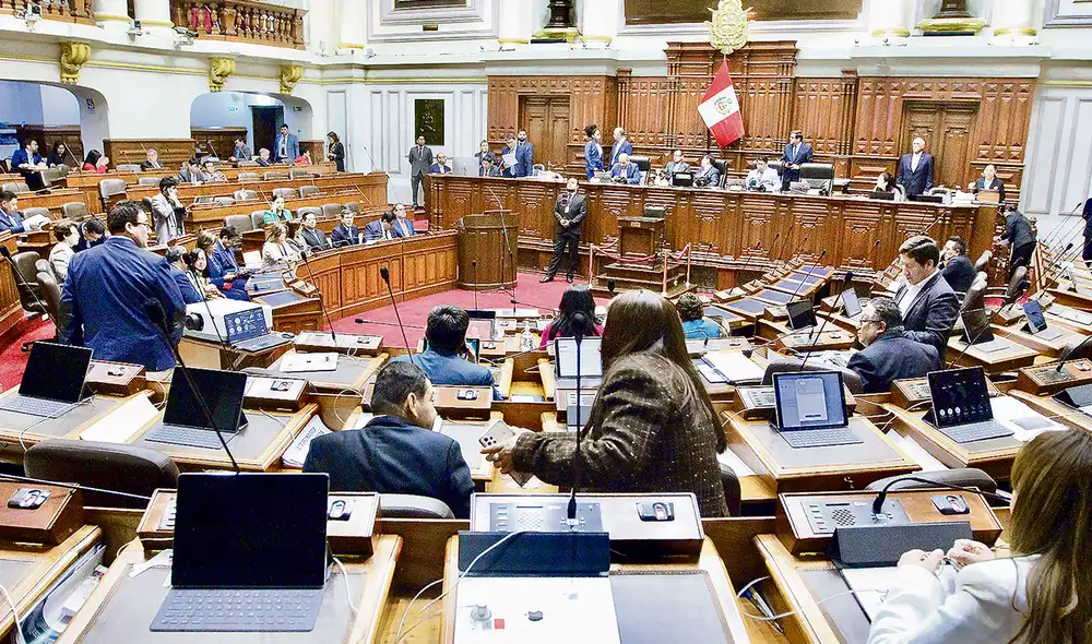 Divididas. Bancadas no deciden aún si votarán a favor o en contra de moción contra la JNJ. Foto: difusión